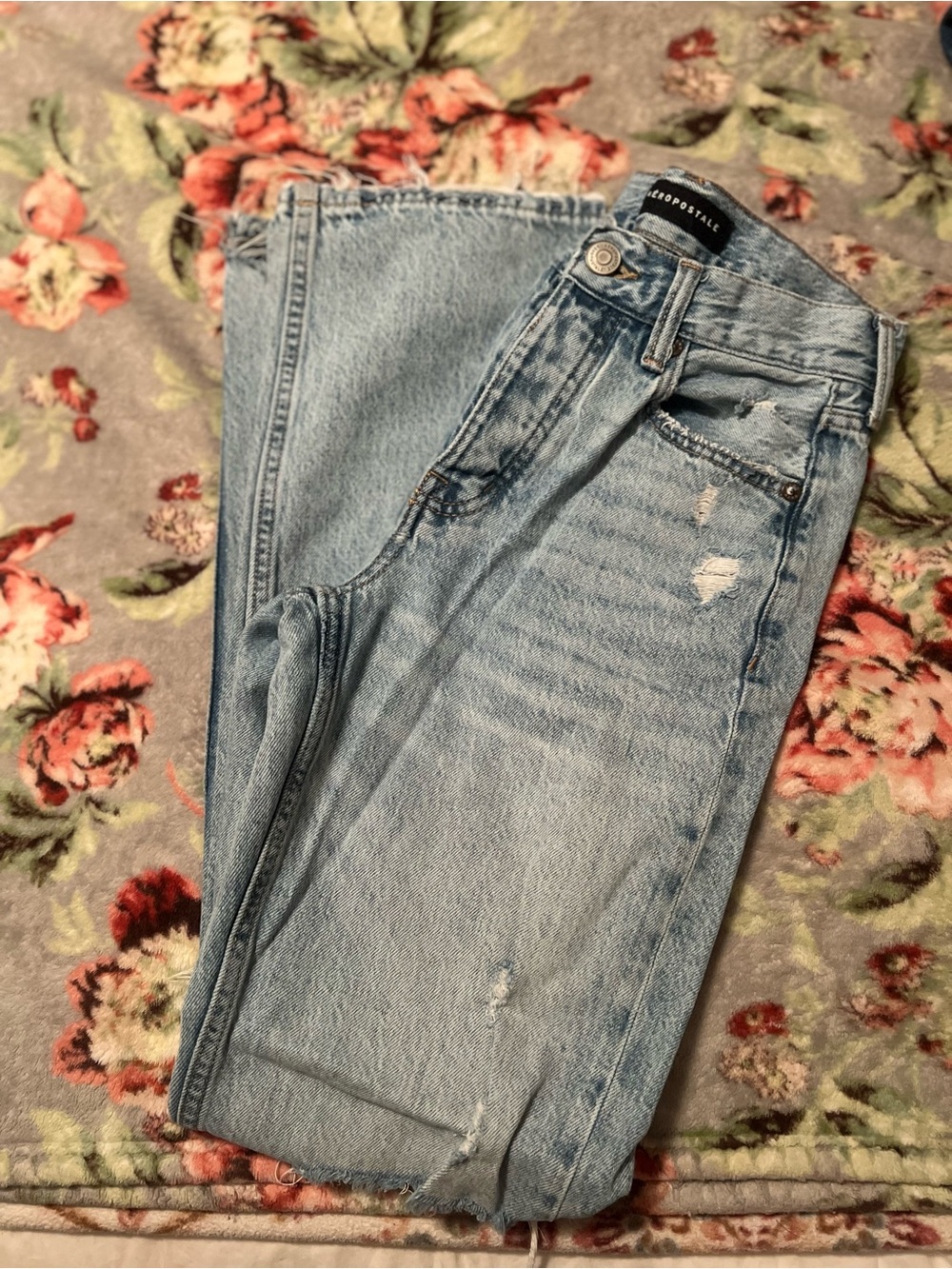 Aero 90s Baggy Light Wash Distressed 00 *Preloved Worn In & So Soft*